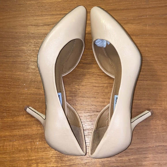 STEVE MADDEN ELUSIVE LEATHER PUMPS NATURAL US6 - Picture 4 of 10